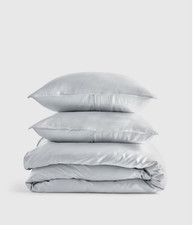 NWT QUINCE BAMBOO DUVET COVER SET FULL / QUEEN MIST SILKY MSRP 129.90