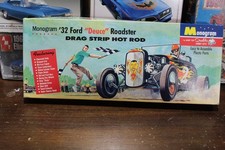 Monogram 32 Ford Deuce Roadster Sealed Inside