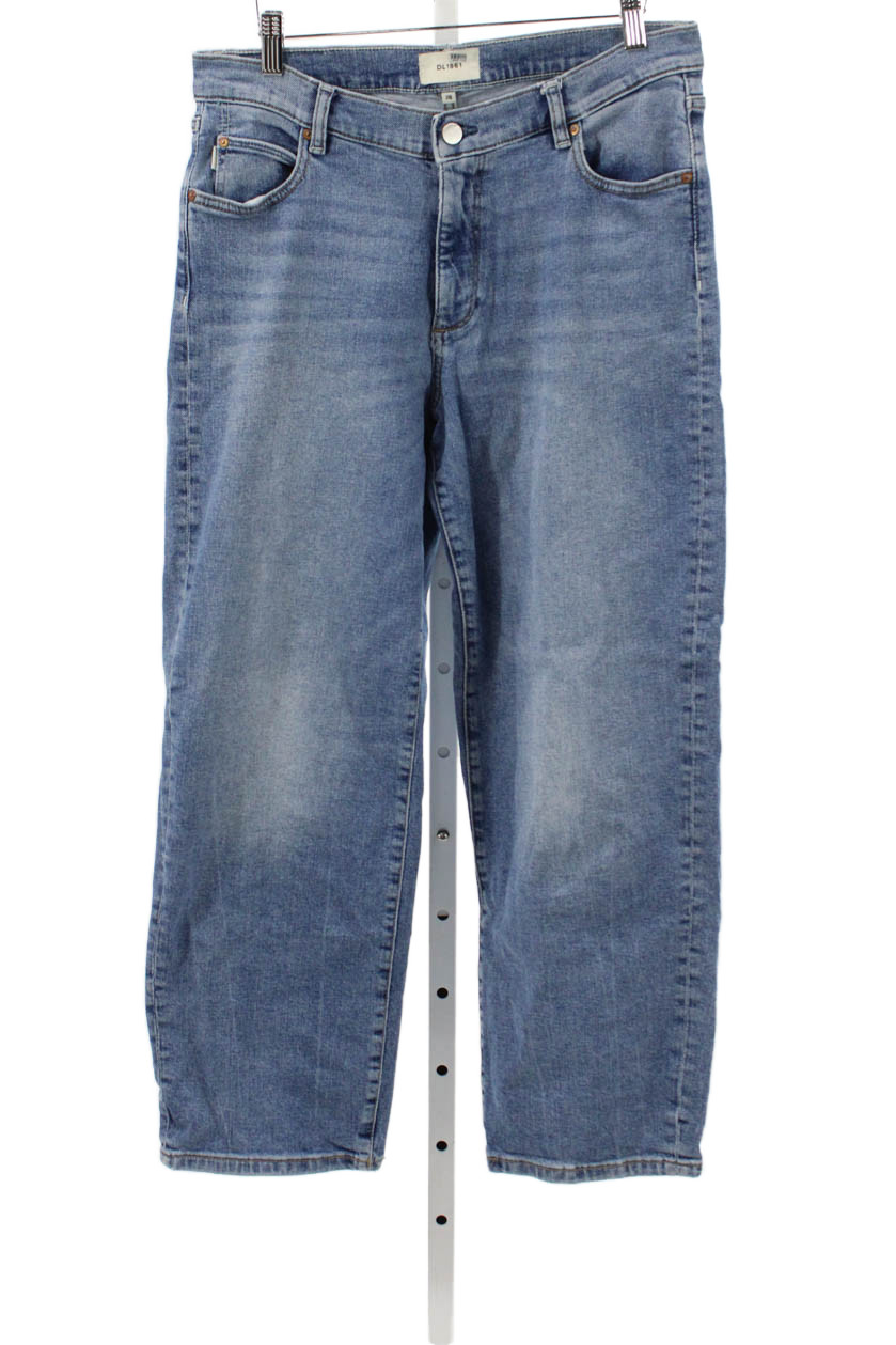 DL1961 Women Straight Jeans Blue High Rise Size 28Free Shipping in US $100+ Orders | $6.95 Orders Below