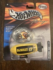 Hot Wheels Racing 2001 Blimp #17 Dewalt Yellow 29511 Sealed