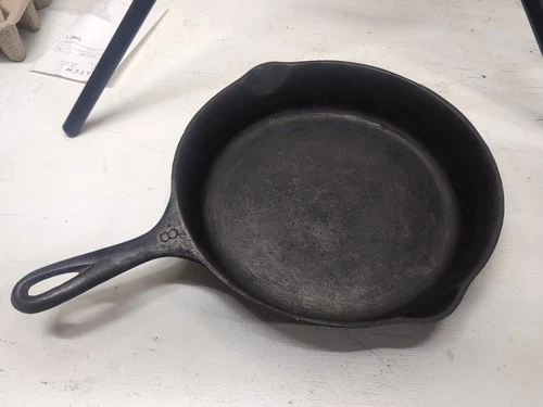 Vintage Wagner Ware Sidney-O- #8 Skillet #1058X Cast Iron