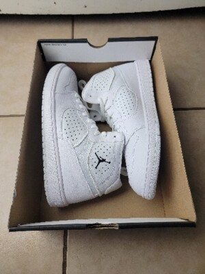 Nike Jumpman Air Jordan Access White/White-Pale Ivory Sz 10 NIB