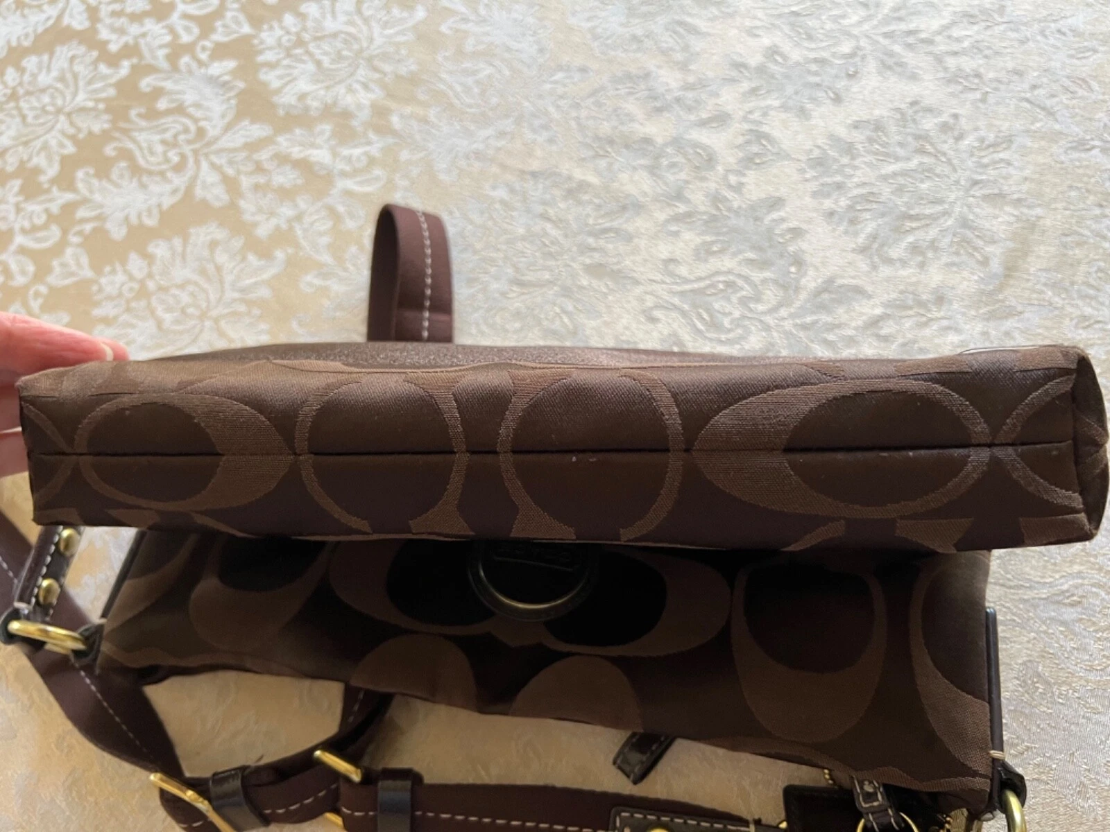 Coach Borsa Portadocumenti a Tracolla Marrone Tessuto Pelle F18038
