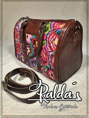 Guatemala hand made leather purse vibrant colors and unique pattern