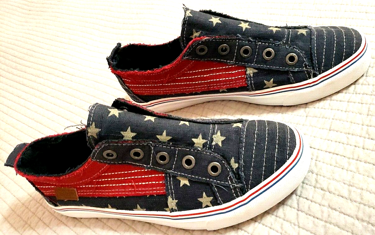 Malibu Blowfish Star Sneakers Blowfish Malibu Slip On Sneakers