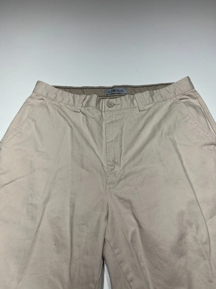 Pantalones Cortos Sun River Para Hombre Talla 34 Tostado Caqui Chino Frente Plano Informal Calce Regular Foto 3 de 4