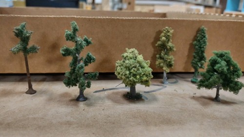 HO Scale Landscape Trees 1 1/2" - 2 1/2" Tall Scenery Greenery Used Older 35 +