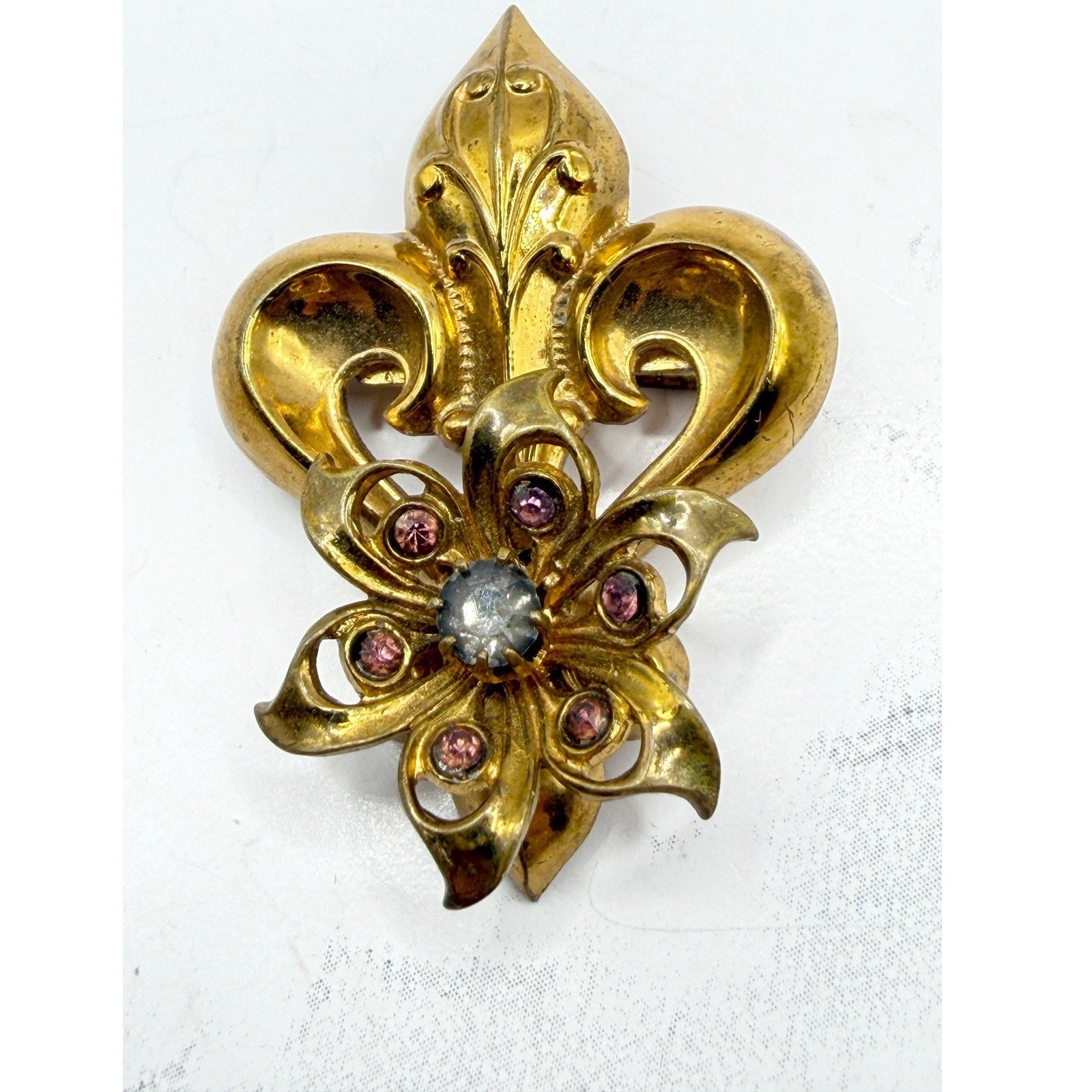 Vintage Coro Fleur De Lis Brooch Gold Tone Pink Glass Rhinestones Statement Pin