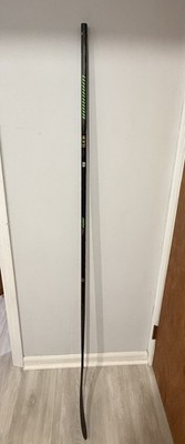 NEW Warrior Alpha Deluxe Sr 70 Flex W03 Right Handed Hockey Stick