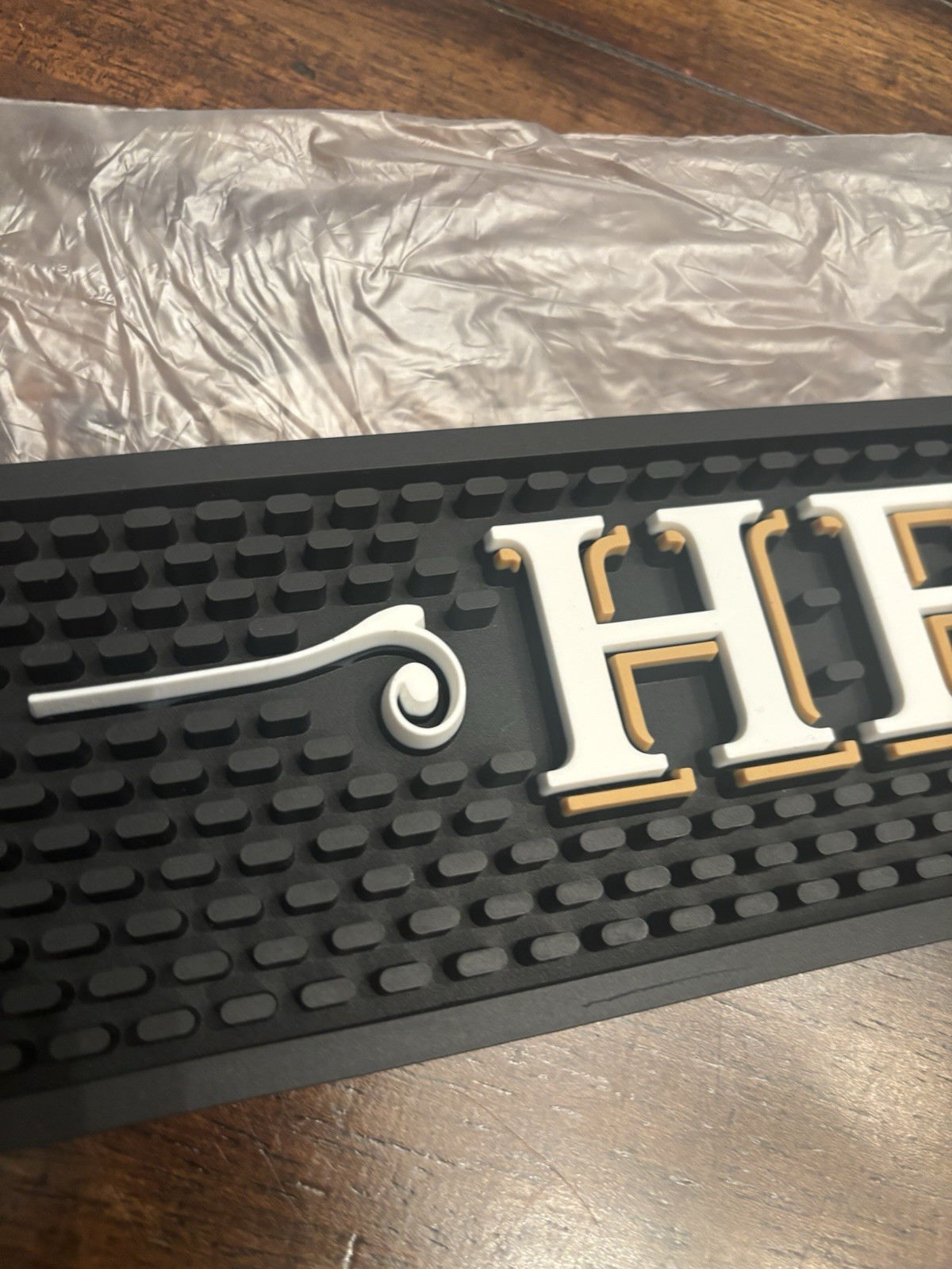 Hendrick’s Gin Mix Bar Spill Rubber Mat 23” Cocktail Rare Mixer Tonic Vtg