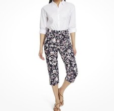 Gloria Vanderbilt Floral Print Capris Black/Pink, Sz 16
