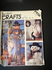 McCall's Crafts Pattern 2628 Decorative Holiday Package Snowman Scarecrow UNCUT