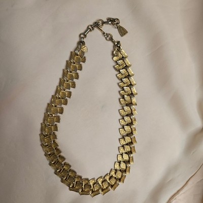Vintage Corocraft Gold Tone Textured Chevron Link Choker Necklace 17.5 Inch