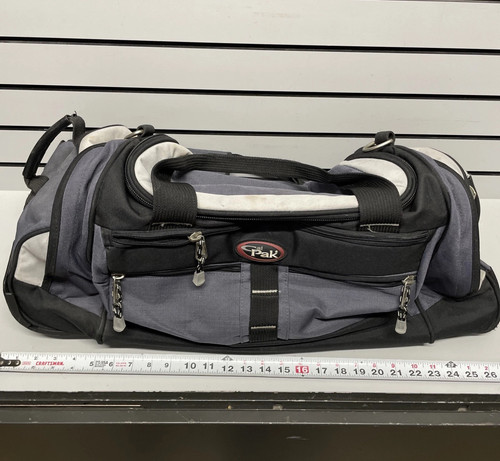 CalPak Rolling Duffle Bag CalPak Luggage - Picture 1 of 24
