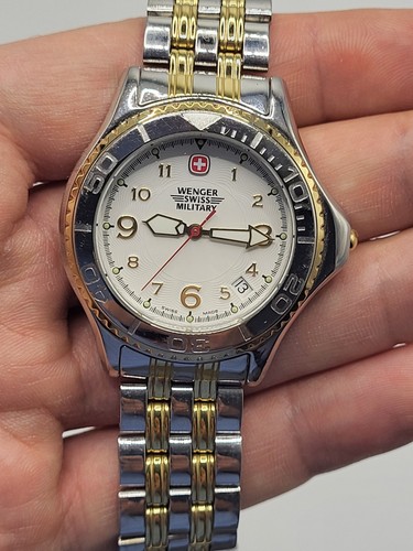 [ MINT ] Wenger Swiss Military 79095 Date Dial Two Tones Watch Swiss Made