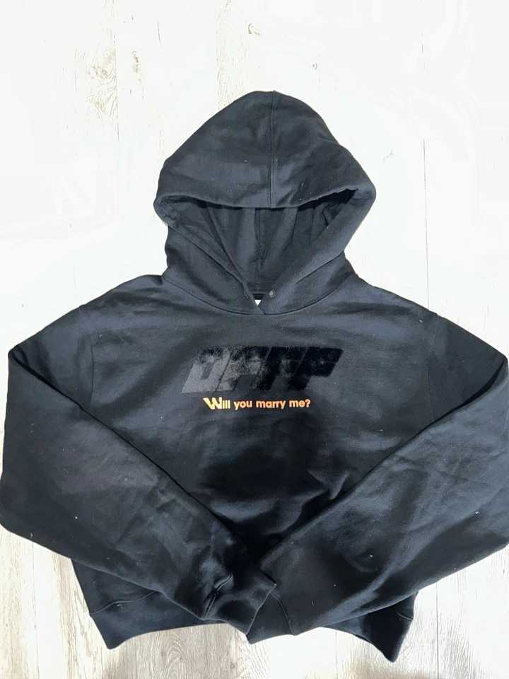 Off- White Will You Marry Me Hoodie Size Large NWOT Missing Pull String - Image 2 of 4