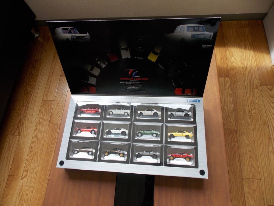 ミニカー TOMICA LIMITED Nissan Skyline 12 Models TOMICA LIMITED - NISSAN SKYLINE GTR GIFT SET OF 12 R31 R32