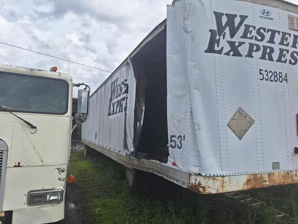 2005 53 Ft Hyundai semiTrailer Damaged eBay