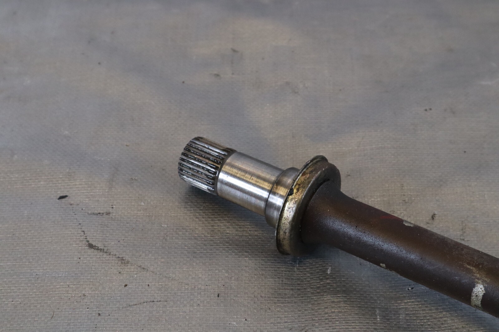 1999 99 ACURA INTEGRA COUPE GS B18 OEM 5SPD INTERMEDIATE AXLE HALF