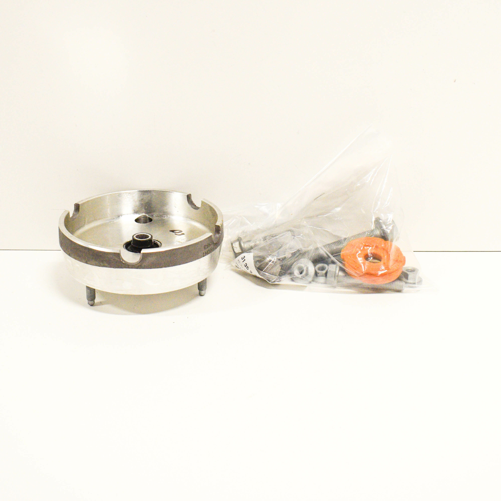NEW BMW X5 E70 SUPPORT BEARING REPAIR KIT 31352413611 2413611 OEM 