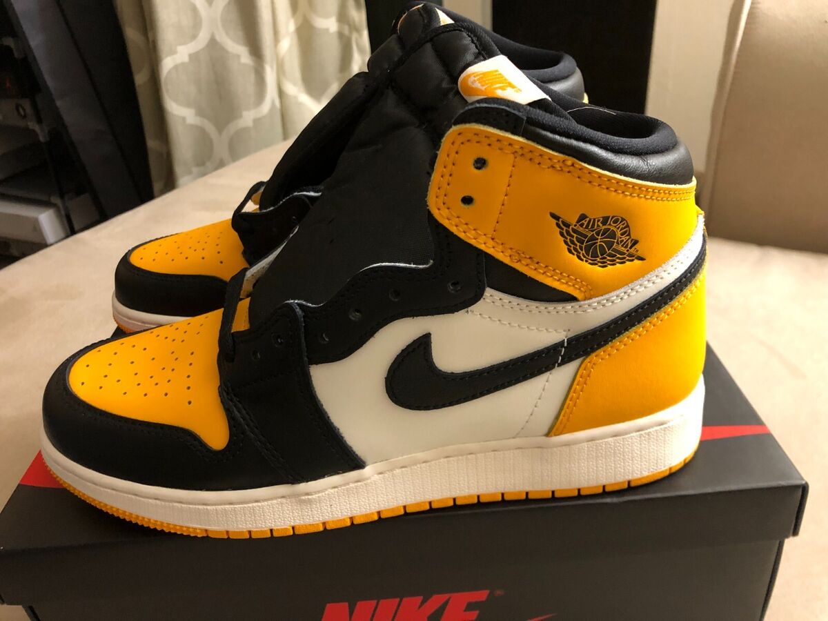 Jordan 1 Retro High OG Taxi 555088711 GS (size under 7) 575441711