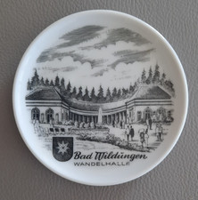 Porzellanuntersetzer Motiv: Wandelhalle in Bad Wildungen Anfang 19. J. gebraucht