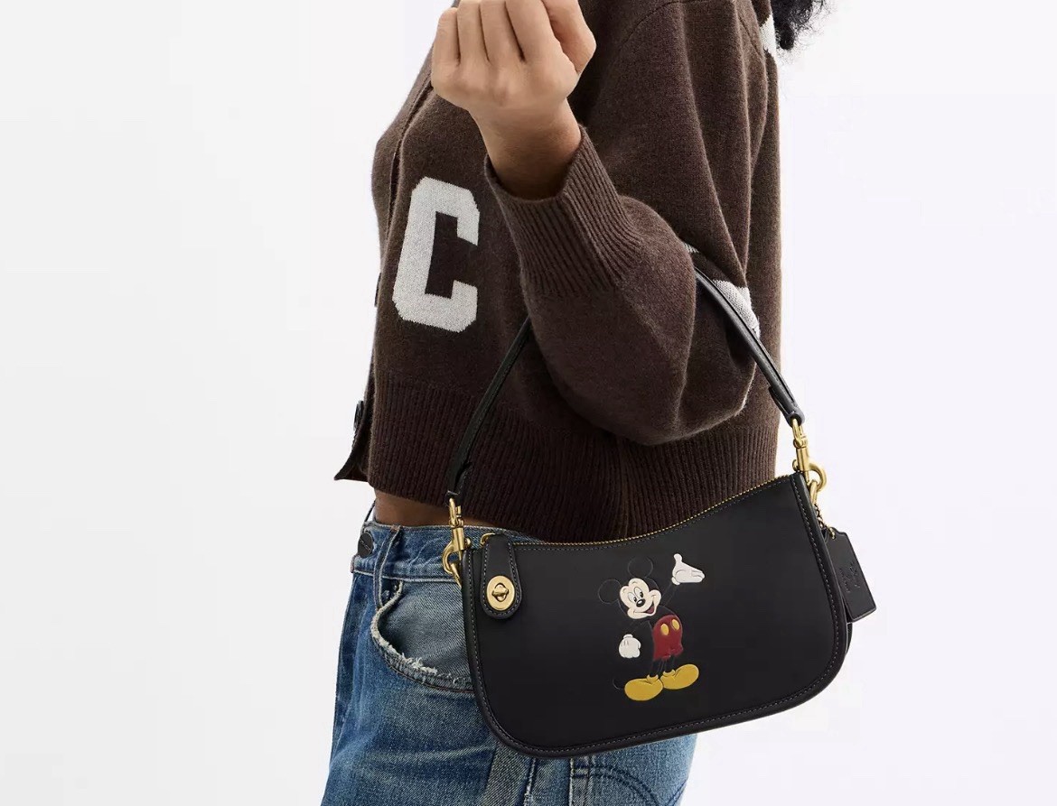 Disney x Coach collabo Swinger Bag / Mickey Mouse CDM80 B4/M2 Brass/Black Multi image 9