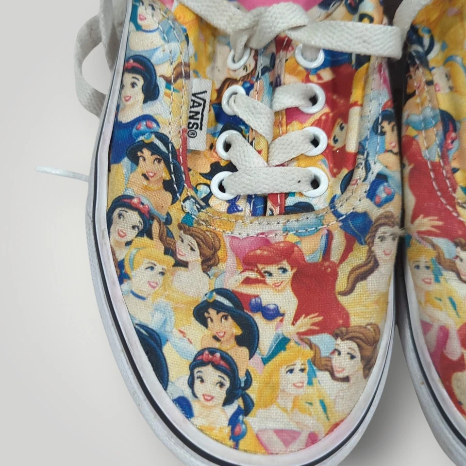 Zapatillas Vans Auténticas Edición Limitada Disney Princesa TB4R Juvenil Talla 3 Foto 3 de 4