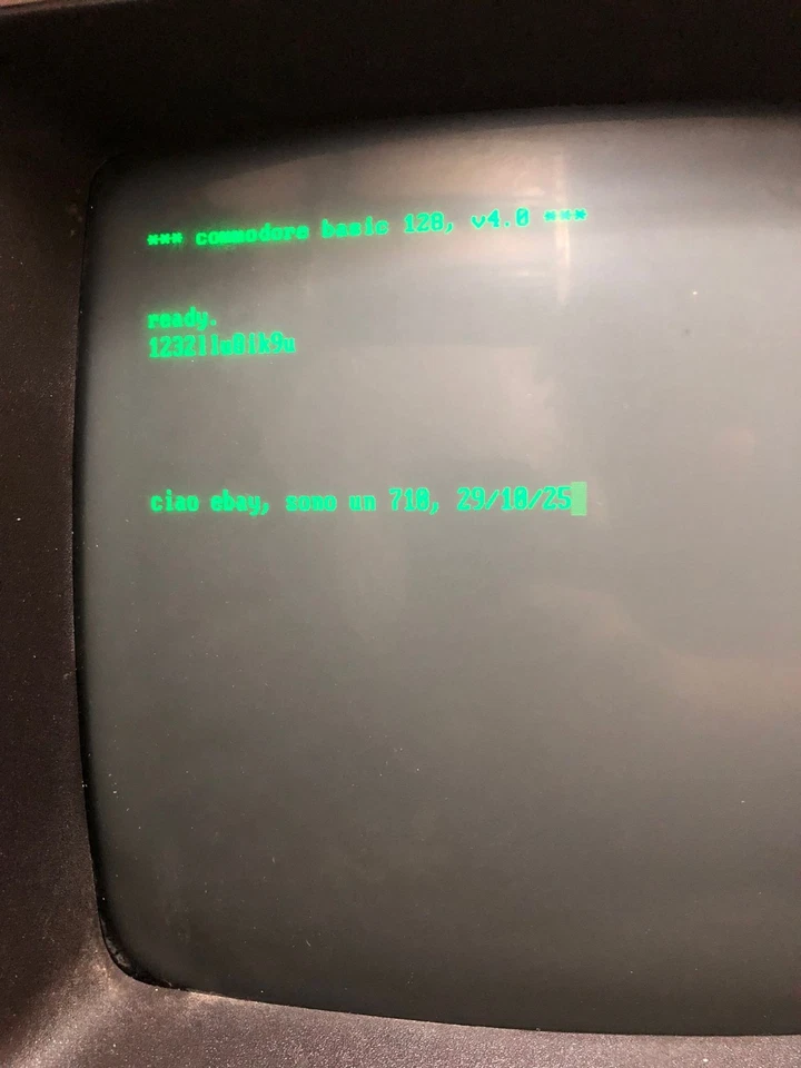 Commodore PET 710 - CBM II - Rarissimo - Immagine 2 di 4