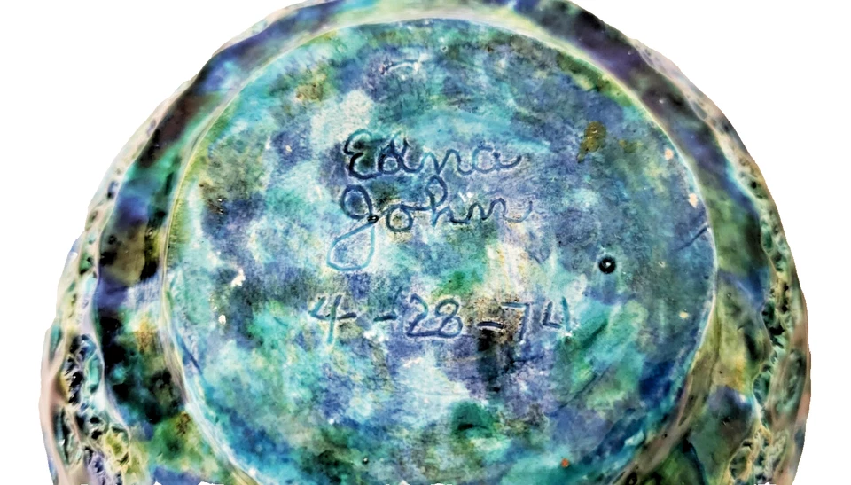 Antiga tigela artesanal estúdio arte cerâmica assinada EDNA JOHN 1974 colecionador feito à mão EUA - Imagem 2 de 4