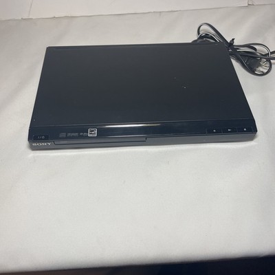 Sony CD/DVD Player #DVP-SR-200P DVD Player & AV cables No Remote Tested & Works