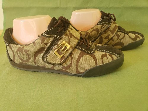 guess monogram sneakers