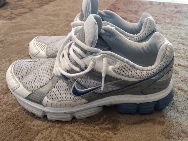 nike women's size 11 shoes