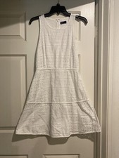 Gap Sleeveless Eyelet Dress Women’s Size 2 White Lined B77