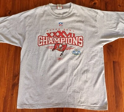 Tampa Bay Buccaneers Vintage Tee 2XL Super Bowl XXXVII Champion NFL Football  - image 1 of 4