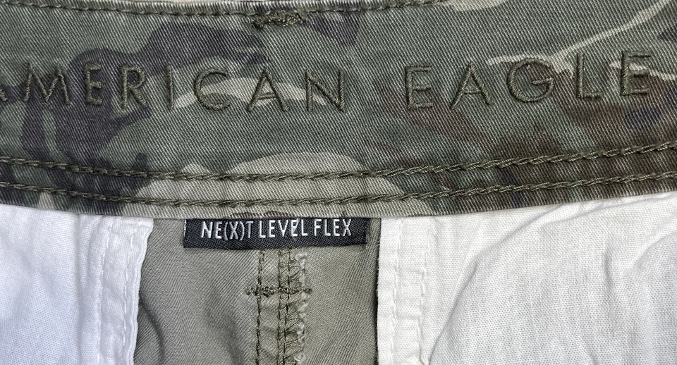 AMERICAN EAGLE Next Level Stretch Striped Cargo Camouflage Shorts Men Size 30 — 第 4/4 张图片