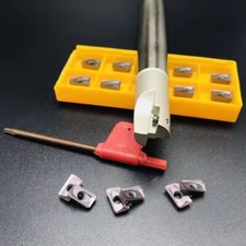 BAP 300R C20-20-150-2T Utensile per fresa a indice + inserto in carburo APMT1135PDER-M2