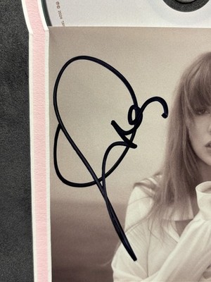 Taylor Swift Autographed All 12 CD Albums Framed JSA Signed Life