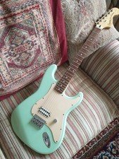 Fender Squier Tom Delonge Stratocaster Sea Foam Blink 182 2002 Electric Guitar