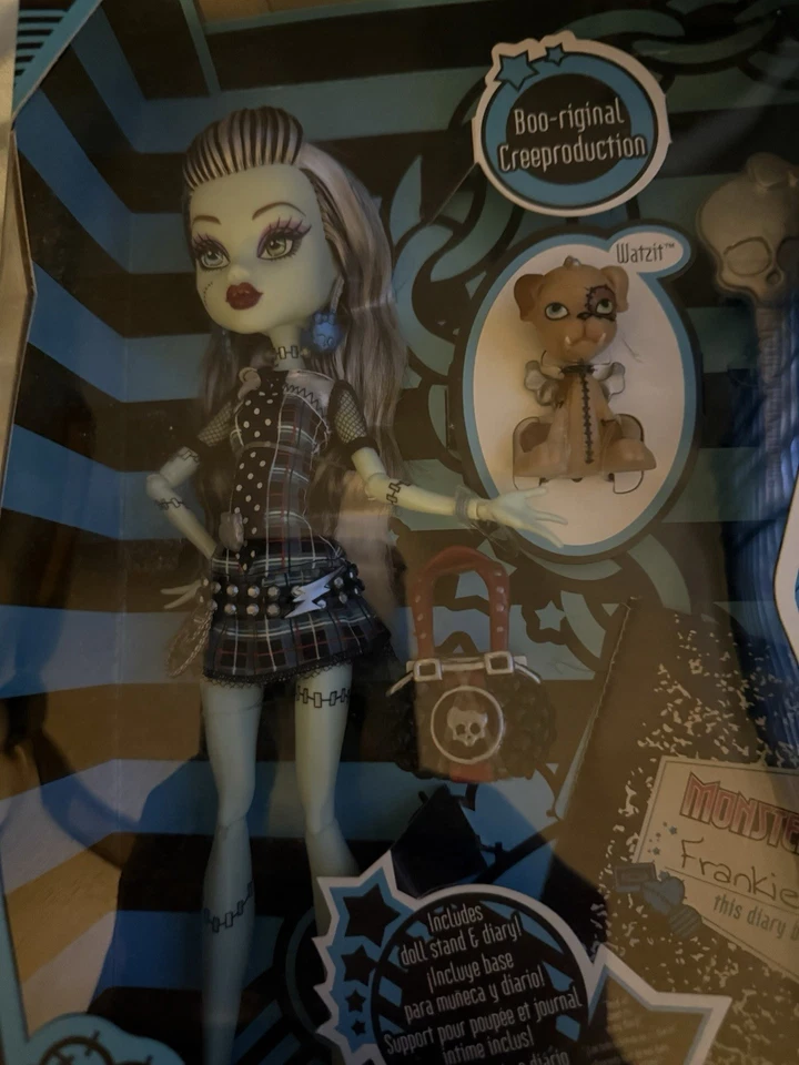 Nuevo Monster High FRANKIE STEIN Boo-Original CREPRODUCCIÓN Muñeca Pliegue En Caja Nuevo en Caja Foto 2 de 4