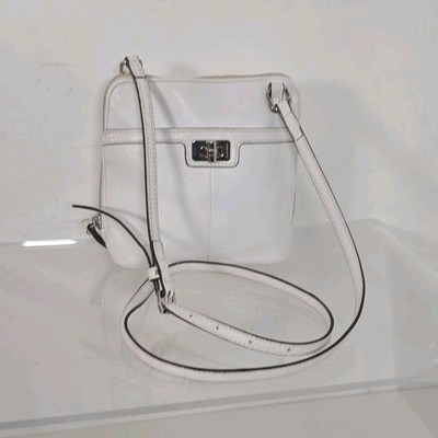 B. MAKOWSKY White Pebbled Crossbody Bag Zip Closure Silver  hardware. 