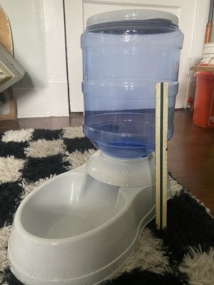 Amazon Basics Large Gravity Pet Food Blue Automatic Dog Cat Food Bowl