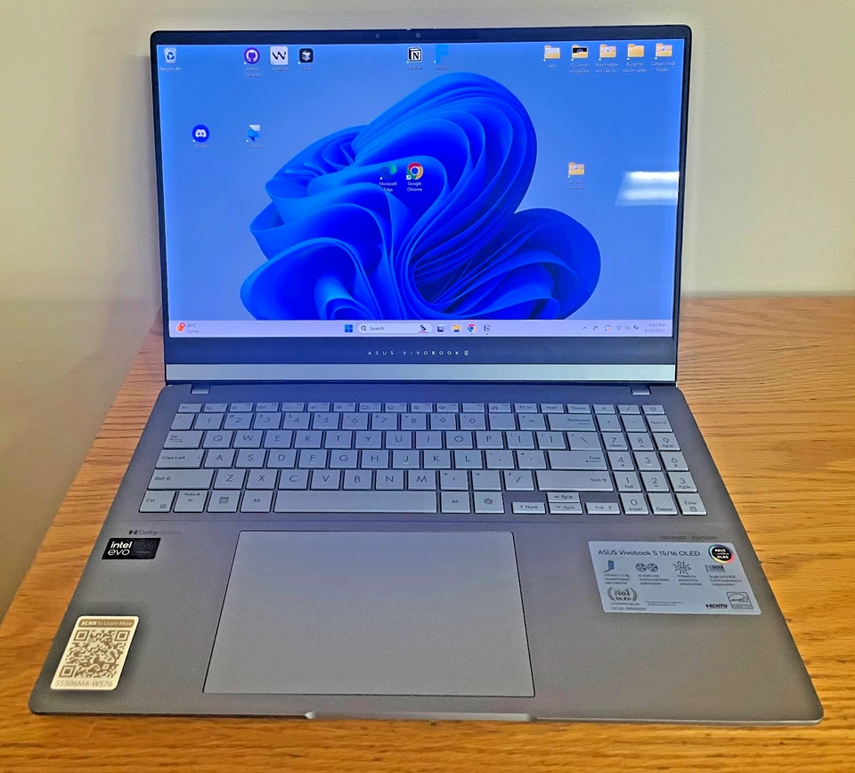 ASUS VivoBook S15 S5506MA 16GB RAM, 1TB SSD, 3K OLED, Intel Core Ultra 7 - Imagen 2 de 4