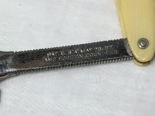 Rasoio da viaggio da barbiere da viaggio vintage seconda guerra mondiale statunitense GI Durham duplex custodia rossa in pelle - Foto 6 di 7