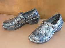 Born Concept B.O.C Shoes Brown/Black Snake Women  s Clogs Shoes Sz 10M C45706