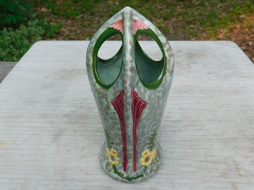 Antique Unusual Royal Dux Cathedral Window Vase 9.5" Triangle Acorn Hallmark - Picture 5 of 9