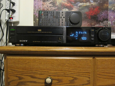 Sony SLV-373UC VCR Player Recorder monaural with original remote