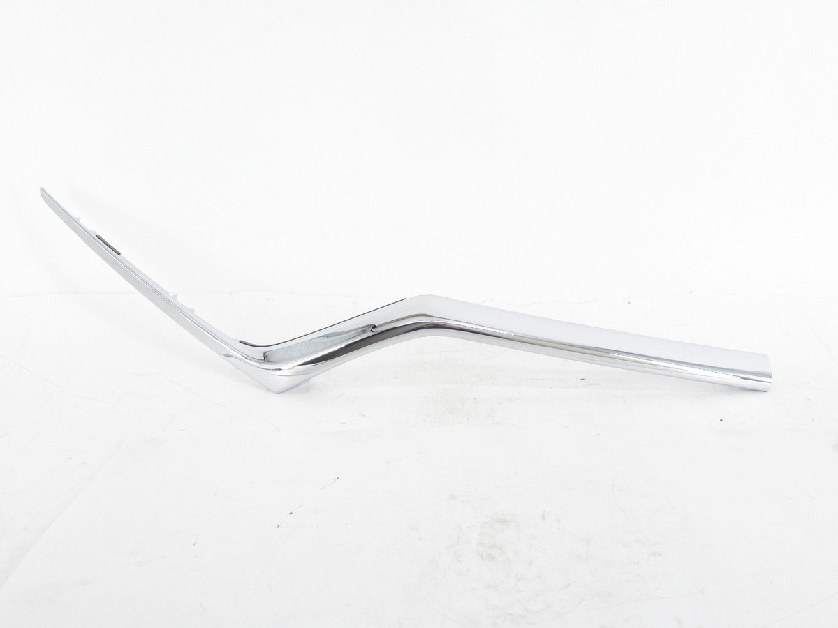 Genuine OEM Honda 71123-TLA-A00 Passenger Front Grille Upper