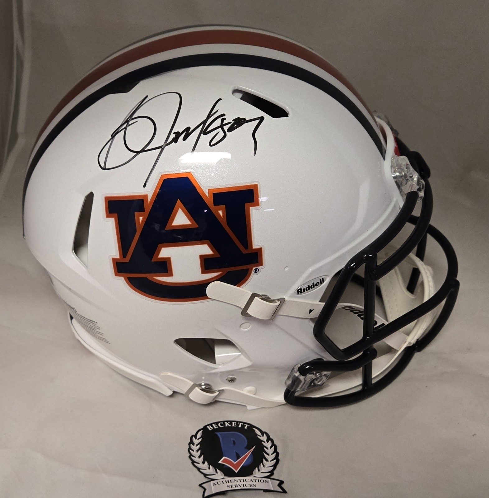 auburn football helmet for sale Tigers Riddell Speed Display Show Your Fan Spirit With This Auburn Tigers Revolution Speed Mini Helmet AUBURN TIGERS TIGER STRIPE CONCEPT