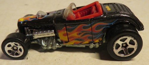 Hot Wheels Black Flames Deuce Roadster 1999 pressofuso interno nero auto giocattolo sciolta
